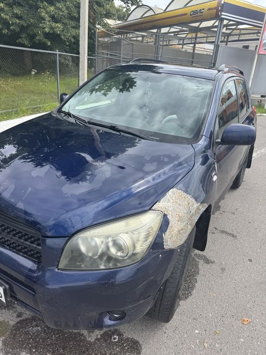 Продам Toyota RAV4