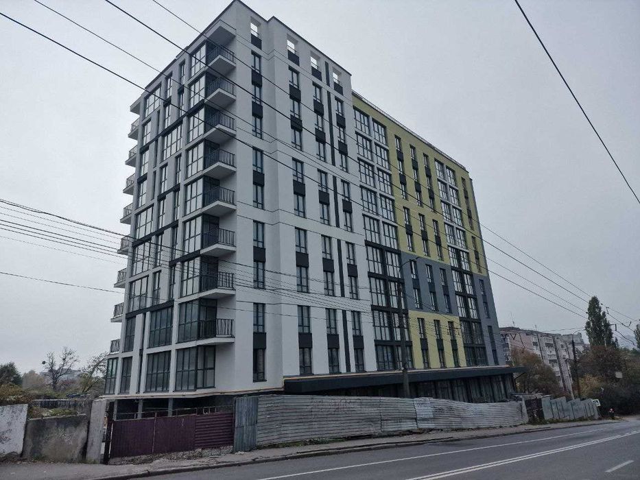 Чудова трикімнатна від забудовника 75м2. р-н Виставка