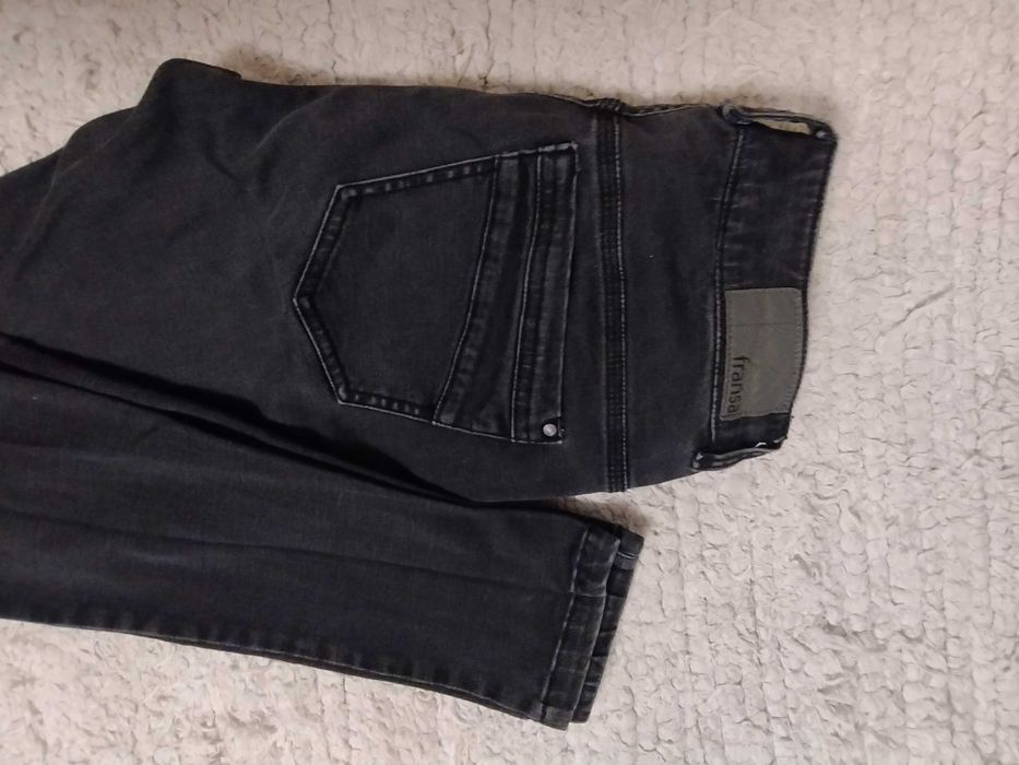 Spodnie jeans czarne rozmiar 38