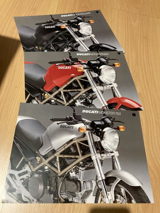 Catálogos Ducati Monster
