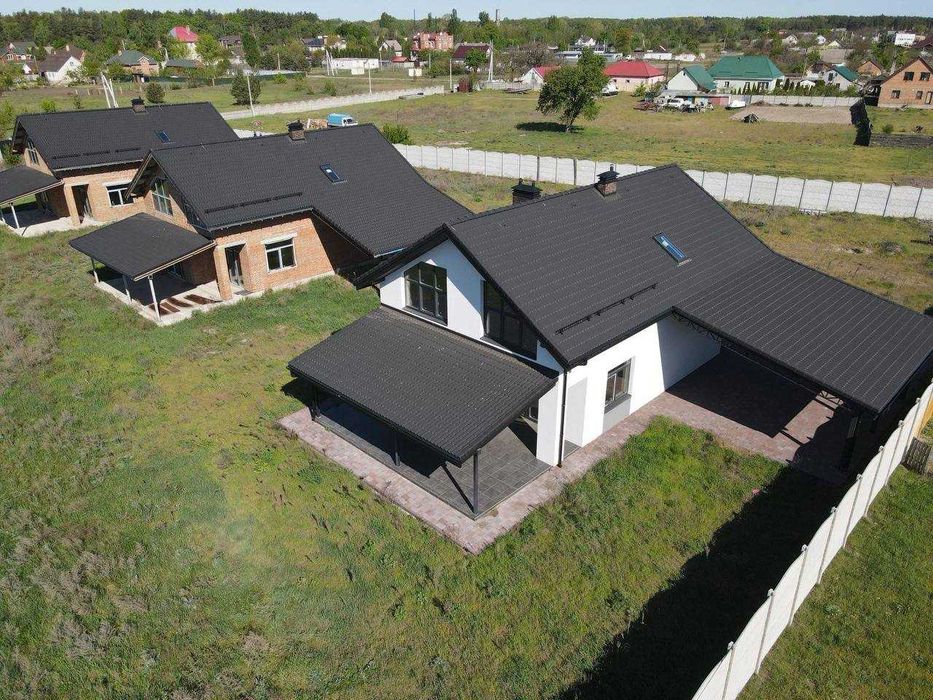 Будинки для життя та комерційної діяльності! 5 ділянок, 3 готових будинки 170 м2, 60 соток, 125 кВт
