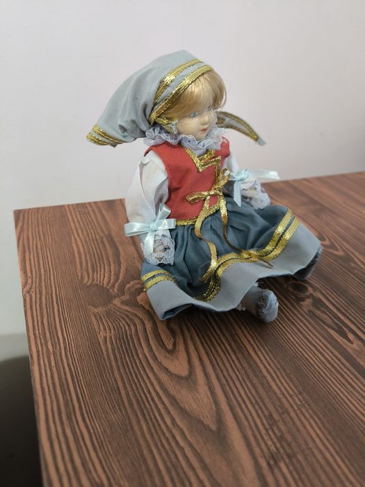 Вінтажна Лялька колекція Народи Світу, сувенір, Чехія