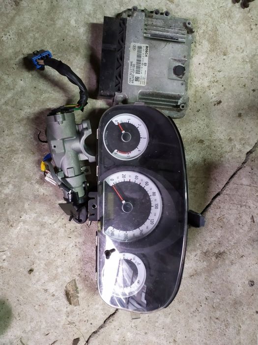 LICZNIK ZESTAW STARTOWY KIA CEED 1.6 CRDI 07R