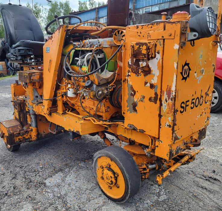 Frezarka Drogowa Wirtgen SF 500 C , silnik Deutz 3 cylindrowy F3L912