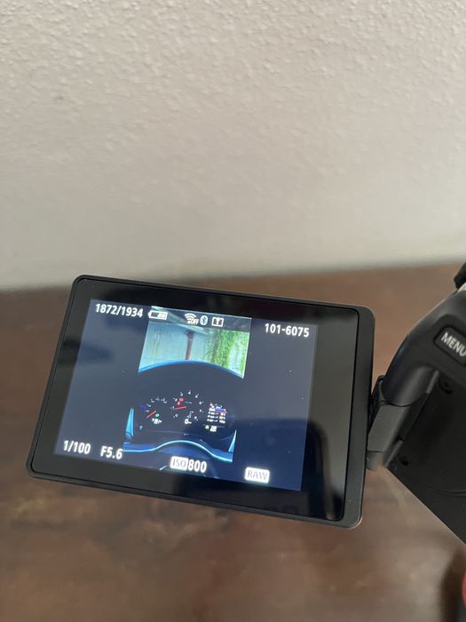 Canon EOS 250D + kit Lente 18-55mm + Bolsa Original Canon