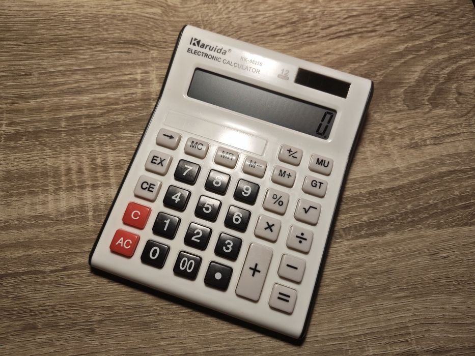 Kalkulator 12-cyfrowy