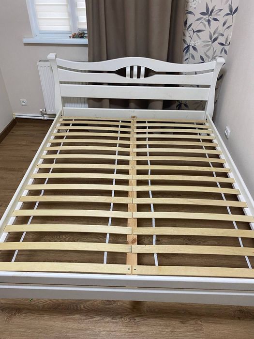 Кровать + матрац дерев'яна