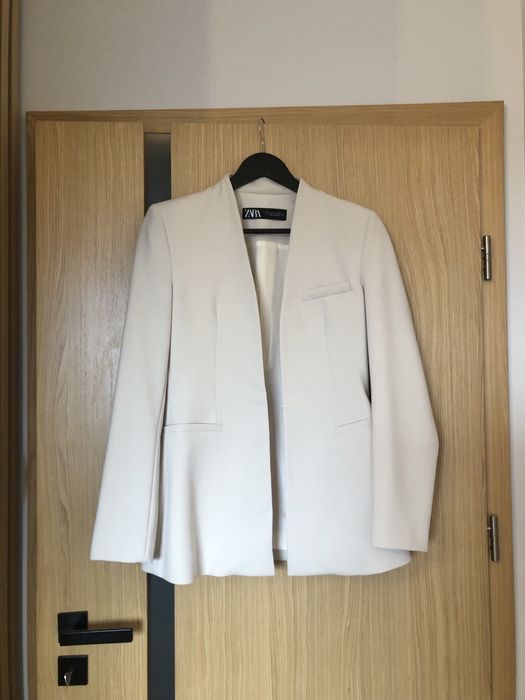 Elegancka taliowana marynarka