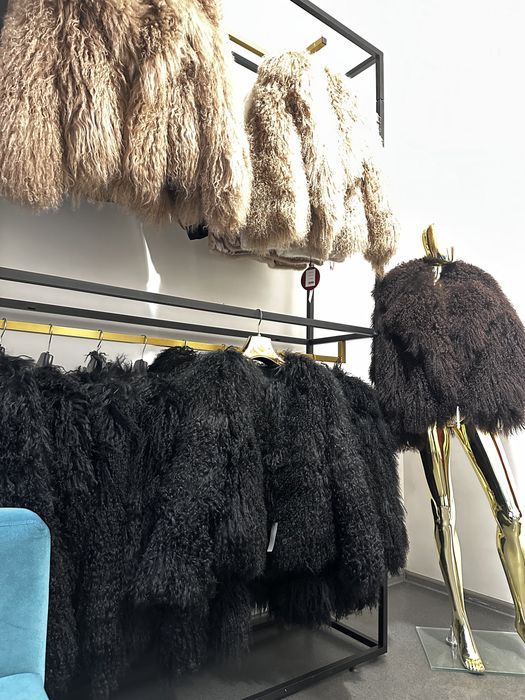 Шоколад , чорна лама натуральна цільна шуба , шубка з лами