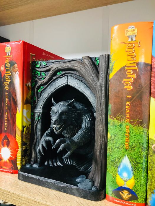 Бук Нук Перевертень за мотивами Гаррі Поттера підставка для книг Вовк