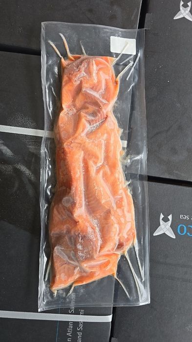 Форель в вакууме ( кусочки)