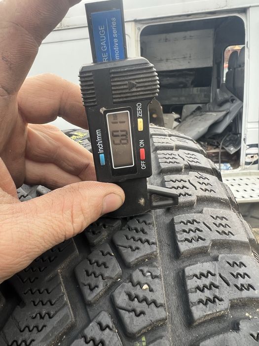 Продам шини YOKOHAMA 265/60 R18 4шт