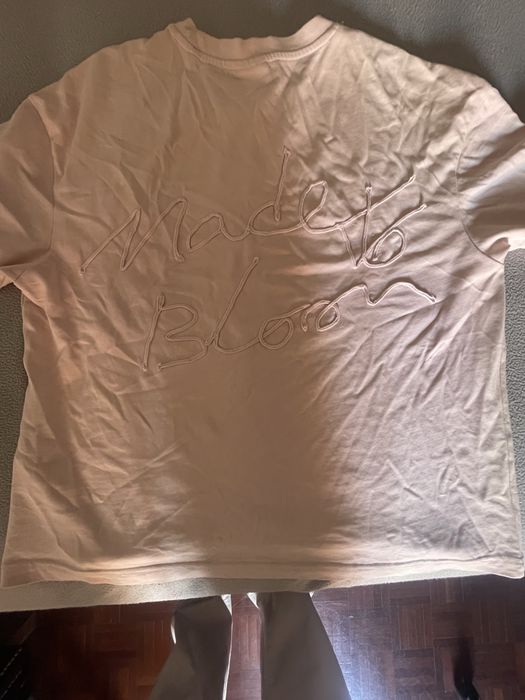 T-shirts novas usado uma vez
