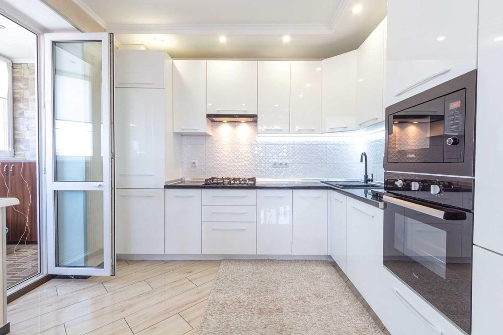 Продам дворівневу 3-кімнатну квартиру в ЖК Петрівський квартал. EN