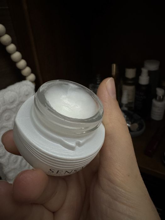 Крем Sensai Cellular Performance Lift Remodelling Eye Cream