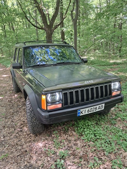 Джип черокі 1995року 4.0 газ бензин