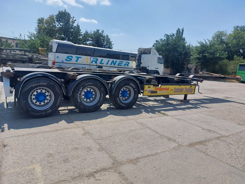 Полуприцеп контейнеровоз тара 5500кг