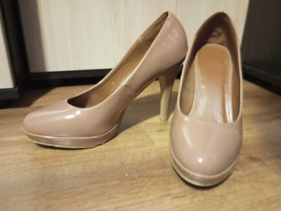 Туфлі жіночі 40 р