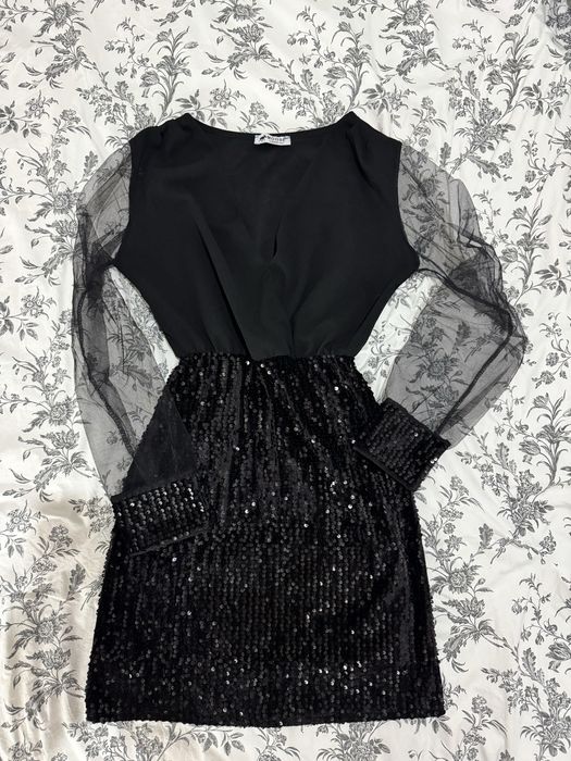 Sukienka cekinowa wieczorowa elegancka mala czarna S