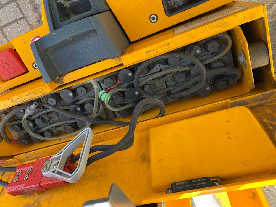 Wózek paletowy paleciak elektryczny Jungheinrich EJE C20 2014 r.