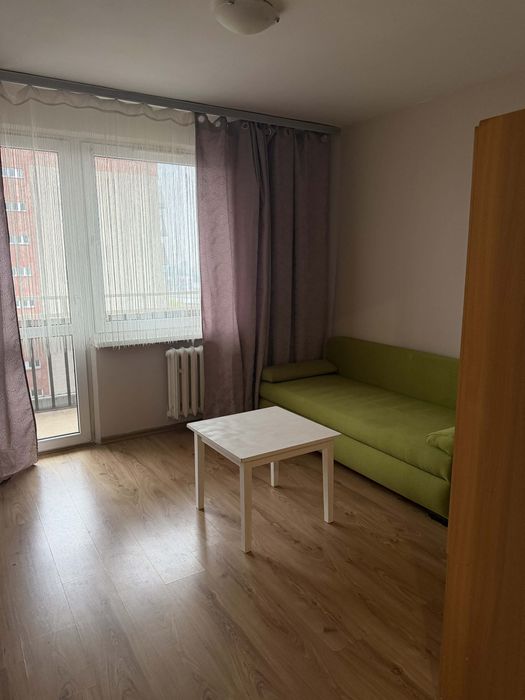 Wynajmę pokój jednoosobowy z balkonem