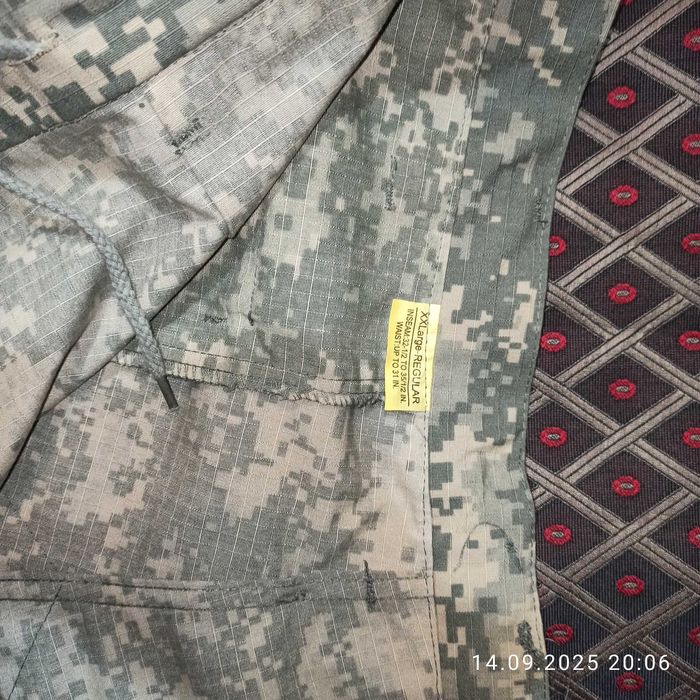 spodnie wojskowe  at digital  acu