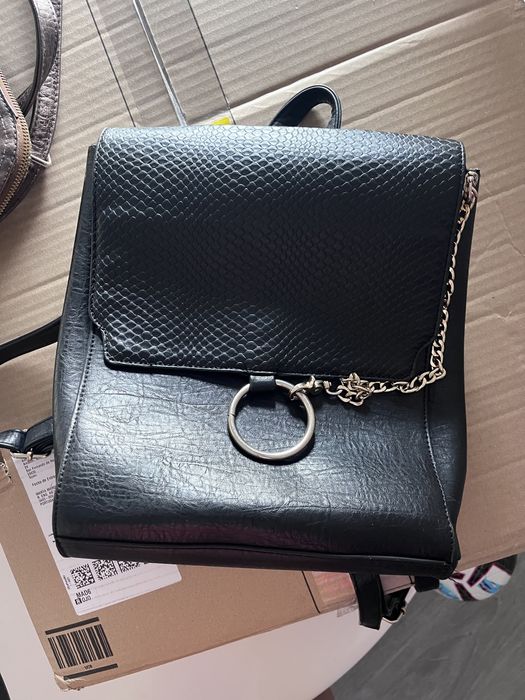 Mochilas e carteiras