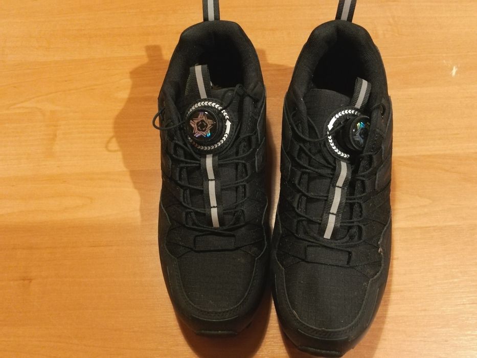 Buty outdoroowe męskie r.43