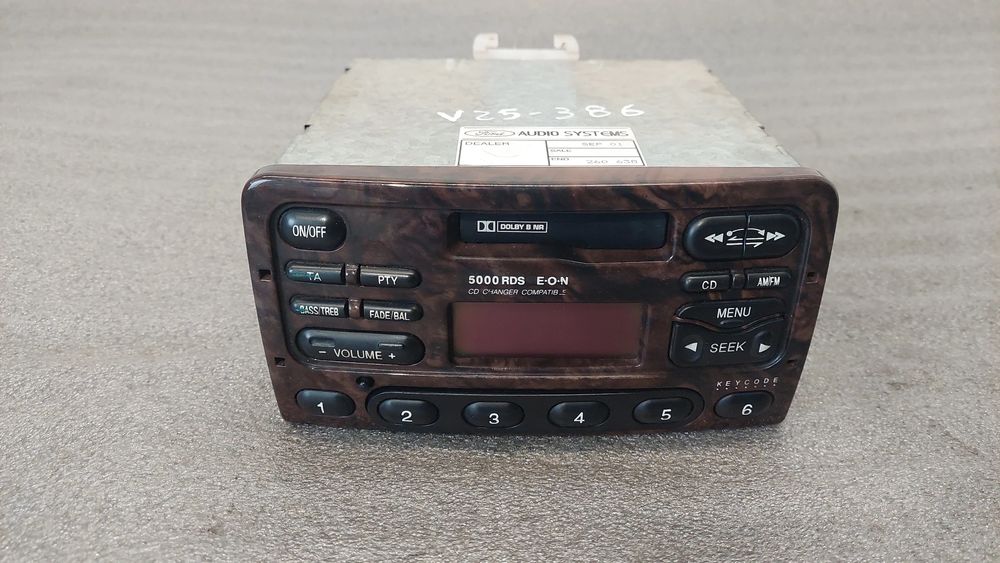 Rádio / auto-rádio FORD Fiesta IV (JA_, JB_)