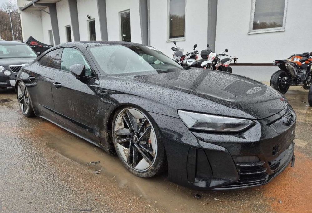 Бампер розборка Audi E-Tron GT