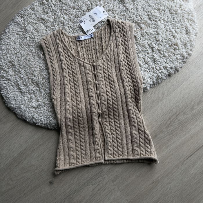 Жилет Zara новый