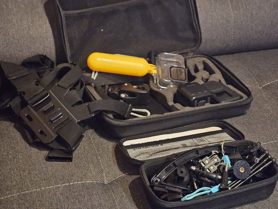 GoPro 10 BLACK, 4 baterie, duże wyposażenie, gratisy,
