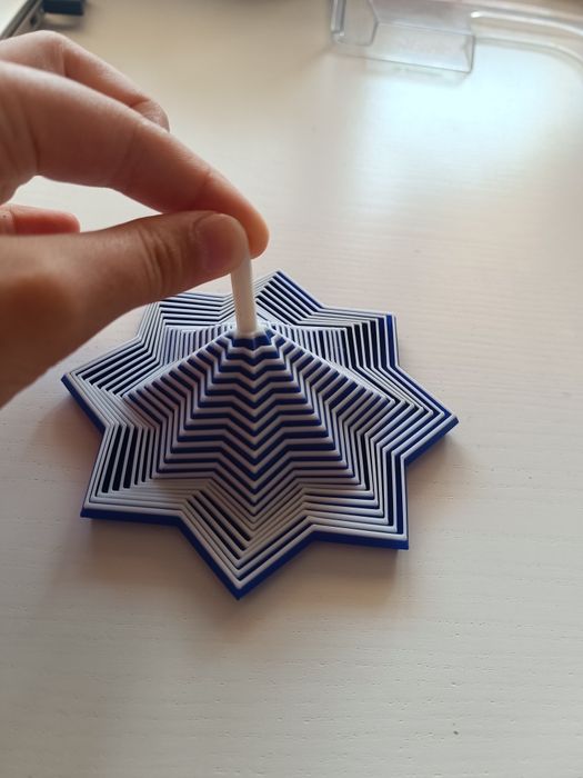 Um brinquedo anti-stress super giro, impresso numa impressora 3D.