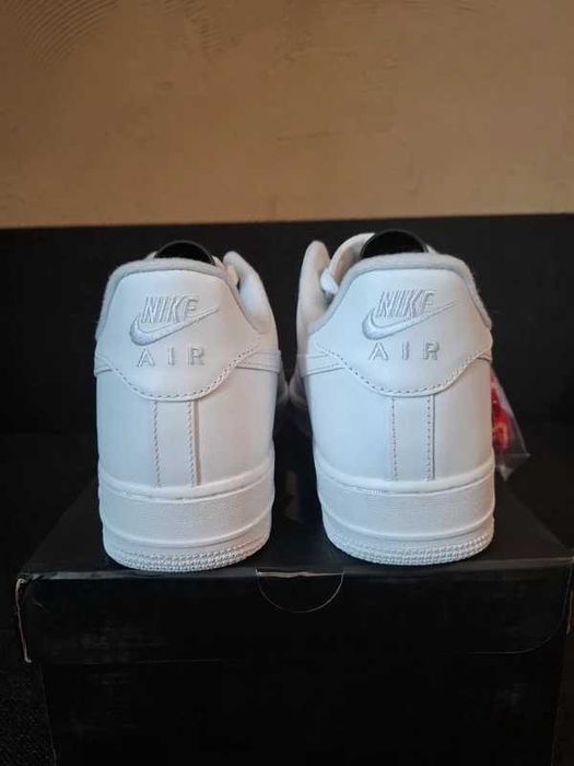 Nike Air Force 1 Low Supreme White R.42.5