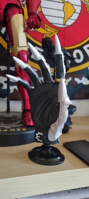 Senhor dos anéis ( Mão de Sauron)