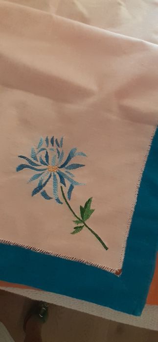 Pano e Guardanapos Antigos Bordados