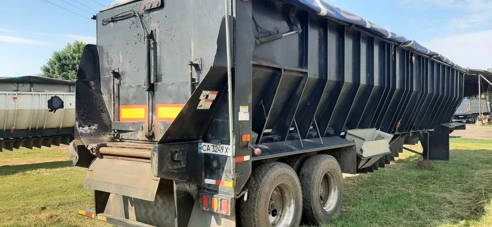 Напівпричіп-зерновоз Aulick