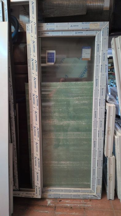Janela de abrir e Correr 1 Folha e 2 folhas PVC NOVAS vários tamanhos