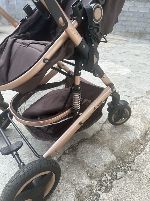 Carrinho de bebé - alcofa conversível  em assento