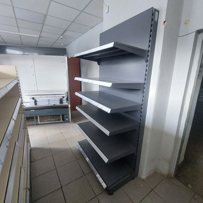 Regały systemowe przyścienne