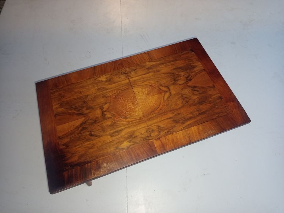 Mesa de centro me antiga