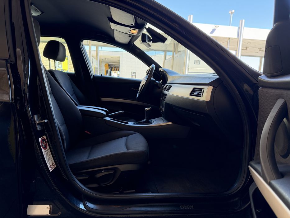 Bmw 318 D de 2012 Como Novo