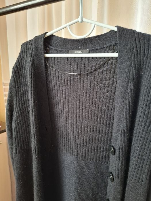 Кардиган на ґудзиках