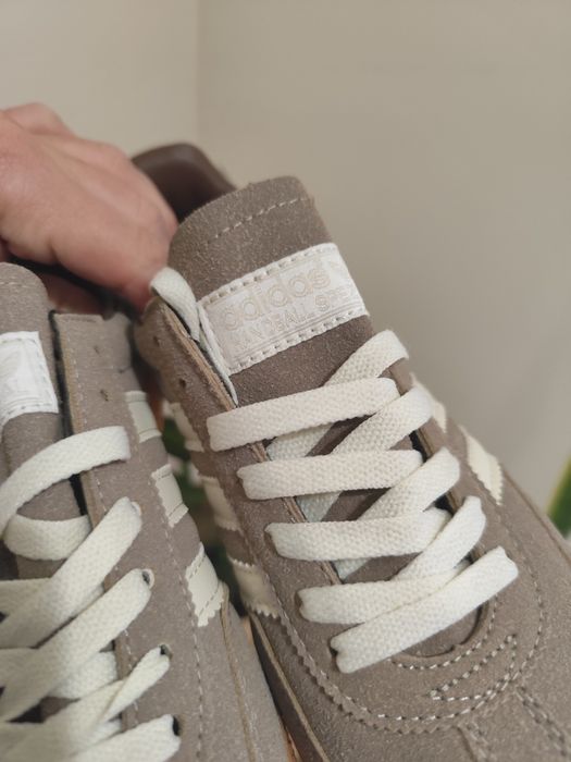 Sapatilhas Adidas tamanho 37