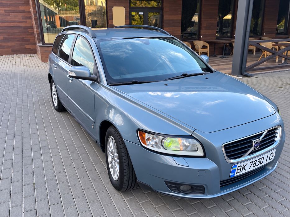 Продам Volvo v50