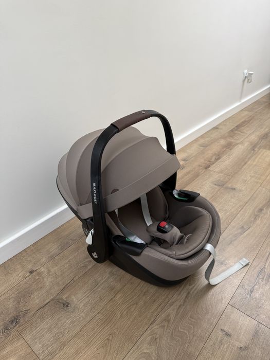 Fotelik Maxi Cosi Pebble 360 Pro2 - Twillic Truffle