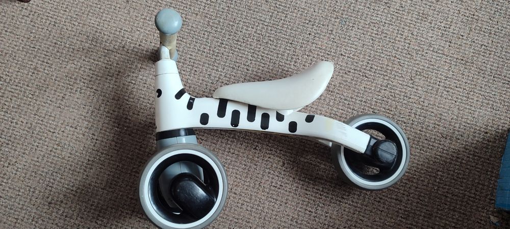 Jeździk zebra za 10 zl