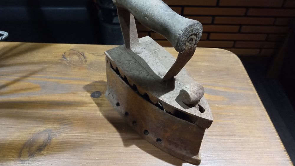 праска на вугіллі