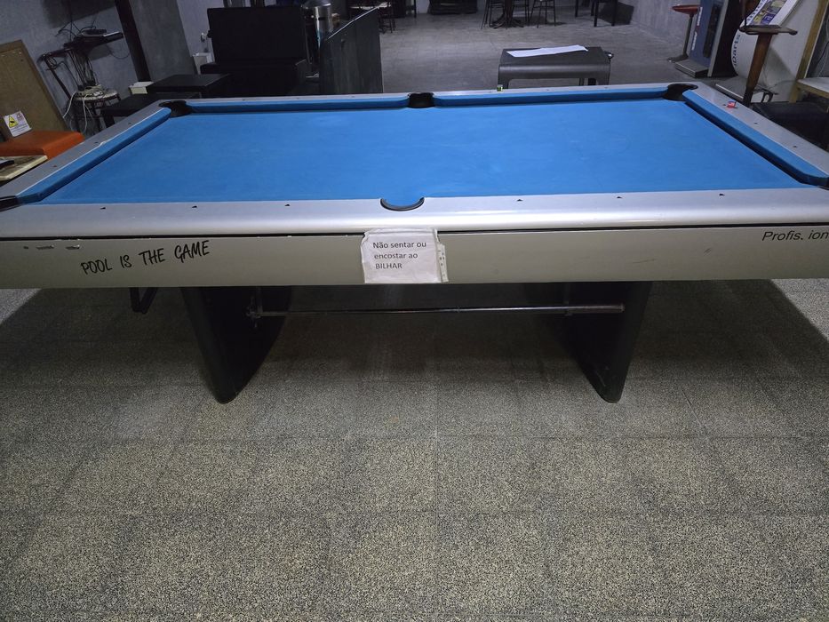 Bilhar pool,tacos,relógio
