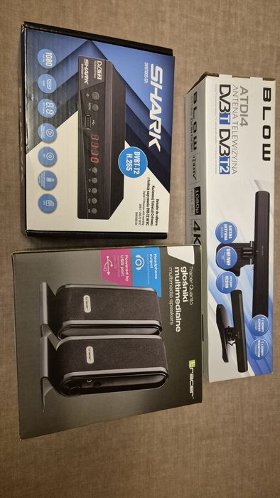 Zestaw do odbioru TV naziemnej z monitorem